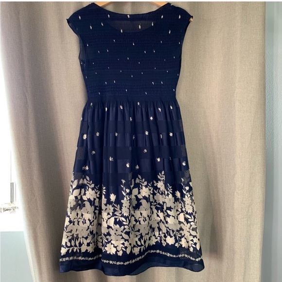 Max Studio black and white floral dress - Picture 2 of 7